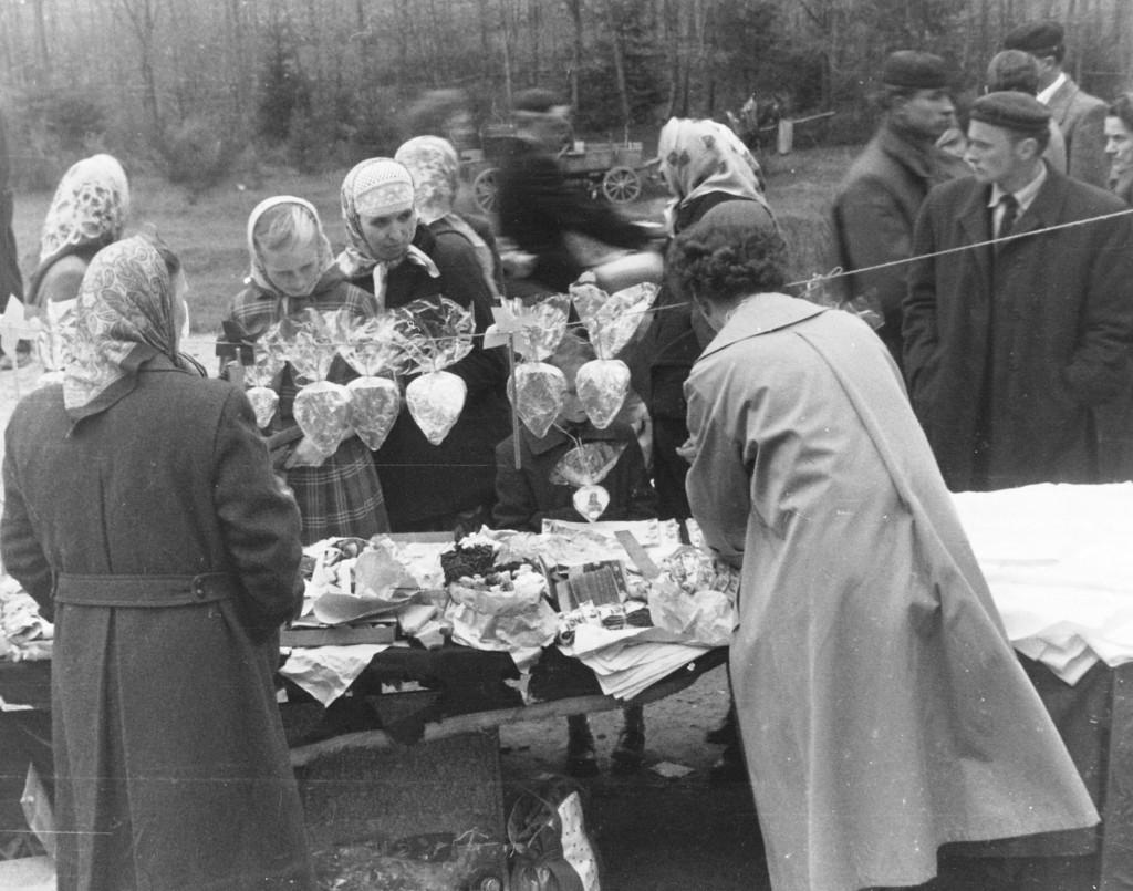 Z historii kościoła i pielgrzymowania do Sałajki