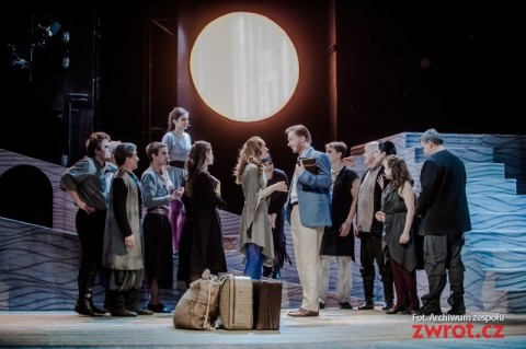 Do teatru na musical i wystawę