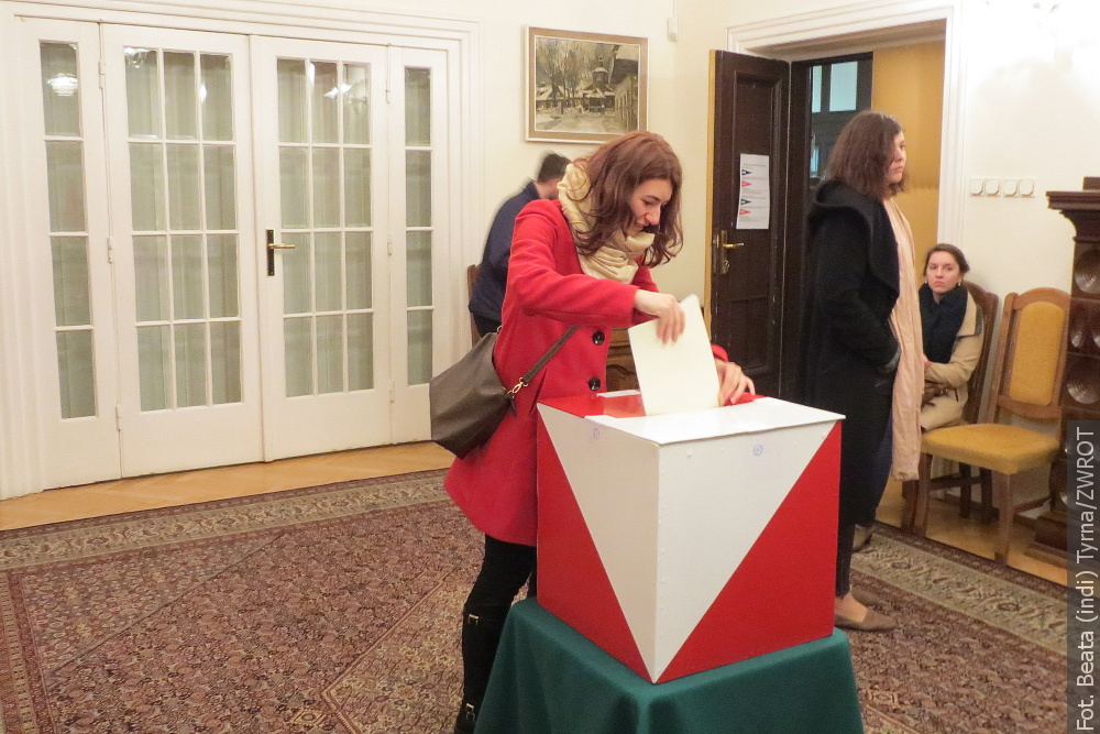 Zbliżają się wybory do Sejmu i Senatu RP. Kto bądzie mógł głosować w Ostrawie?