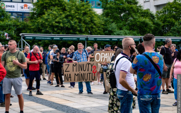 Ostrawa nie milczy. Poniedziałkowy protest przeciwko działaniom ministra Vojtěcha i sanepidu