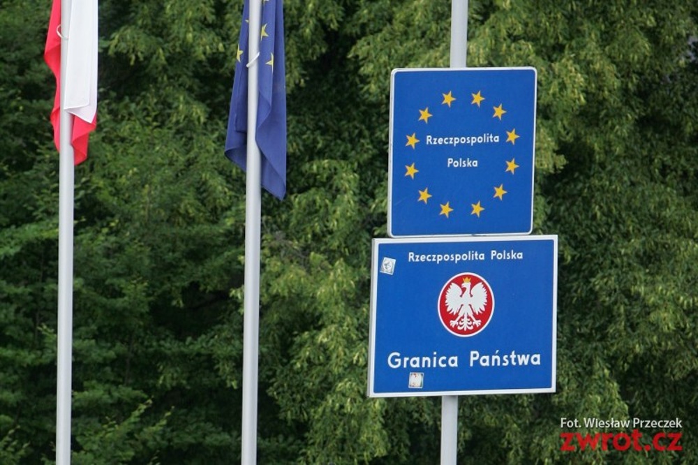 Powrót kwarantanny dla osób przekraczających granice? – Niewykluczone – mówi premier Morawiecki