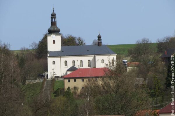 Spacery ze Zwrotem: kościół św. Stanisława w Bruzowicach