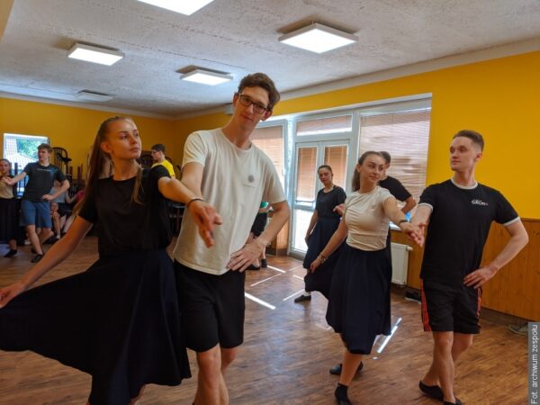 Tancerze z Błędowic w Ligotce Kameralnej przygotowywali się do występów