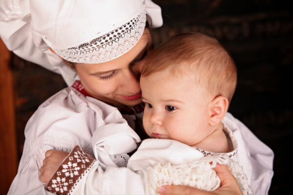 W Istebnej można oglądać wystawę fotograficzną „Mamy karmiące. Macierzyństwo w Beskidzie Śląskim”