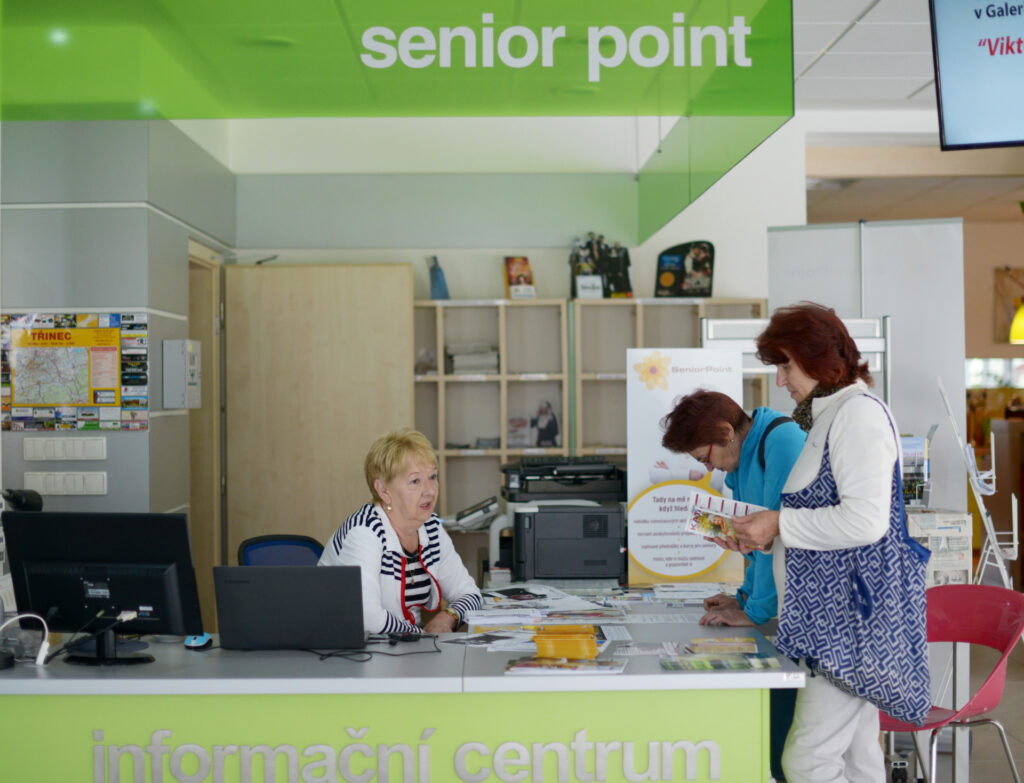 Biblioteka w Trzyńcu uruchamia specjalną poradnię, która nauczy seniorów obsługiwać komputer
