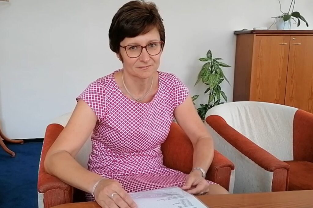 Wiersz Anieli Kupiec czyta burmistrz Czeskiego Cieszyna Gabriela Hřebačková