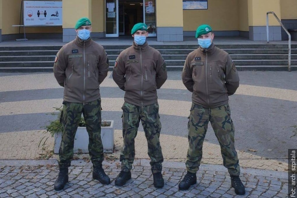W trzynieckim szpitalu pomaga wojsko