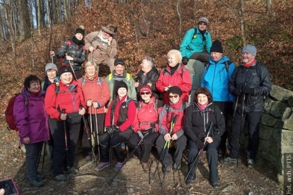 Udana wędrówka „beskidzioków” przez Palkowickie Górki