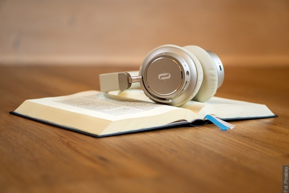 Sienkiewicz, Proust, Witkacy. Darmowe audiobooki z wybitną literaturą