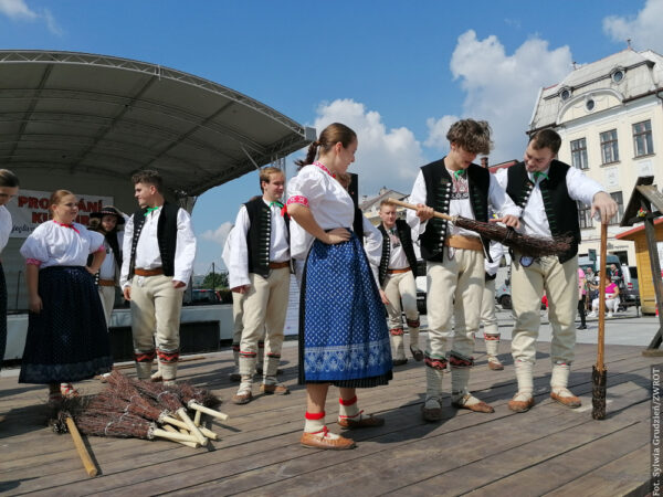 Zespół Folklorystyczny „Bystrzyca” wystąpił na festiwalu Przenikanie Kultur