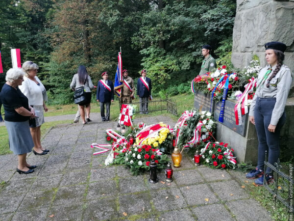 Pamięci lotników i Tadeusza Smugały. 89. rocznica katastrofy w Cierlicku