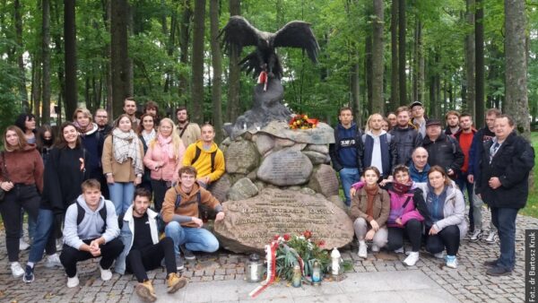 Polska młodzież wędrowała Szlakiem Ognia