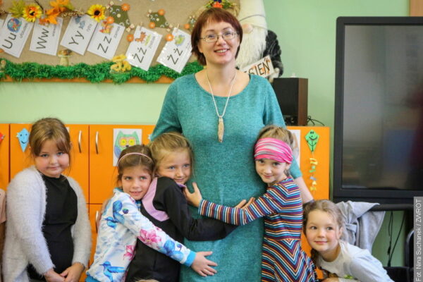 Zobaczcie, jak uczniowie PSP w Czeskim Cieszynie przyjęli autorkę książek dla dzieci Dominikę Gałkę