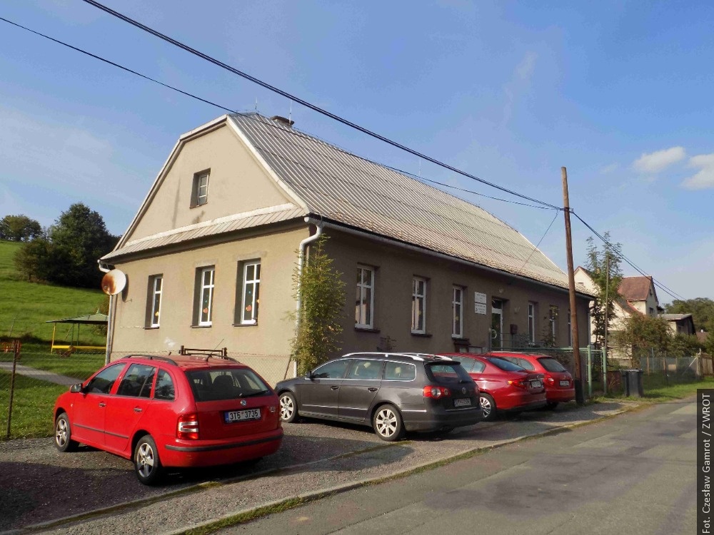 Polskie szkoły, których już nie ma: Kiedy ewangelicy wybudowali swoją szkołę w Lesznej Górnej