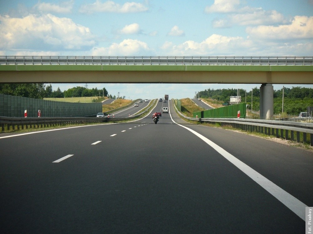 Od jutra znikają bramki na polskich autostradach A2 i A4. Zmienia się system poboru opłat