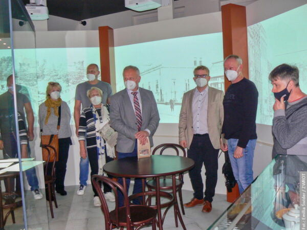 Posiedzenie komitetu ds. mniejszości odbyło się w nietypowym miejscu. Członkowie zwiedzili Muzeum Ziemi Cieszyńskiej