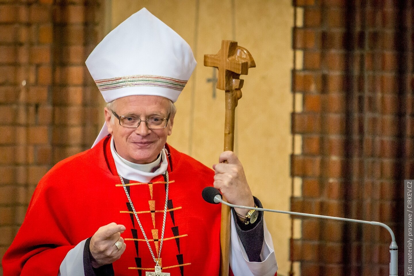 Jak będą przebiegały uroczystości pogrzebowe biskupa Františka Václava Lobkowicza? Administrator apostolski Martin David wysłał list do wiernych