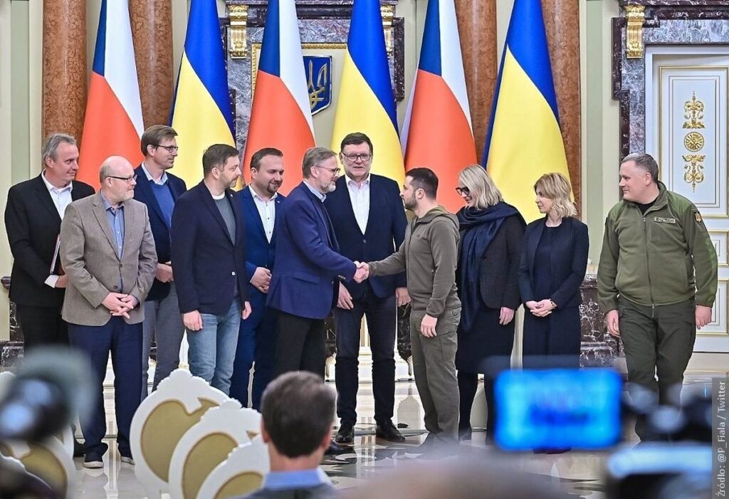 Wspólne obrady czeskiego i ukraińskiego rządu w Kijowie. Premier Fiala i ministrowie wrócili dziś do Pragi