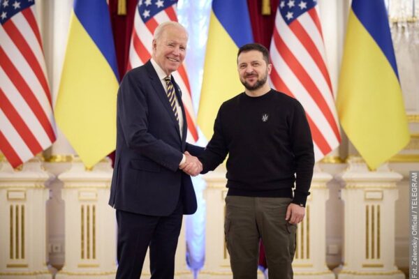 Niezapowiedziana wizyta. Prezydent Biden spotkał się z Wołodymyrem Zełenskim w Kijowie