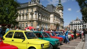 Bielsko-Biała. Fiat 126 świętuje pięćdziesiątkę