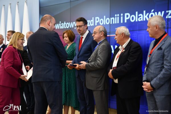 Wręczono Odznakę Honorową za Zasługi dla Polonii i Polaków za Granicą. Wśród laureatów aż dwie organizacje z Zaolzia