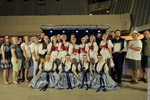 Miłość na scenie. Zespół Regionalny „Błędowice” obchodzi jubileusz