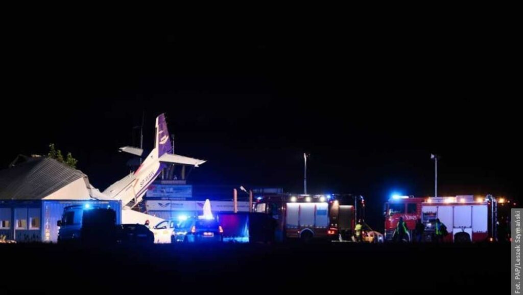 W katastrofie samolotu w Polsce zginęło 5 osób. 7 przewieziono do szpitali [aktualizacja]