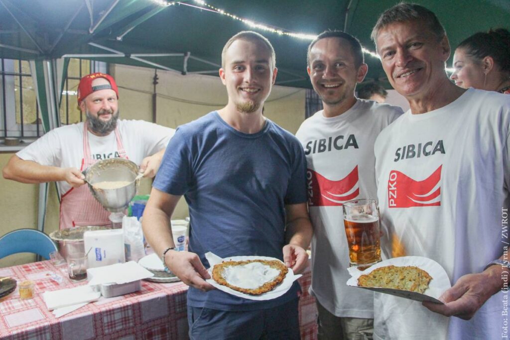 Rekordowy Kobzol Szoł w Sibicy. 300 gości zjadło 90 kilogramów ziemniaków