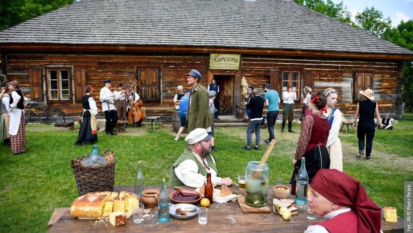 Już w lutym premiera „Sami swoi. Początek”. Jak rozpoczęły się zatargi między Kargulami i Pawlakami?