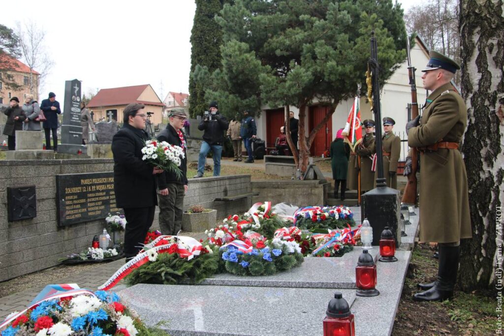 Leon Jojko z Kończyc Wielkich (z lewej) przyjechał ze swym kuzynem Chrostopherem Brooks z 24 Drużyny Harcerskiej "Jodła" z Cieszyna