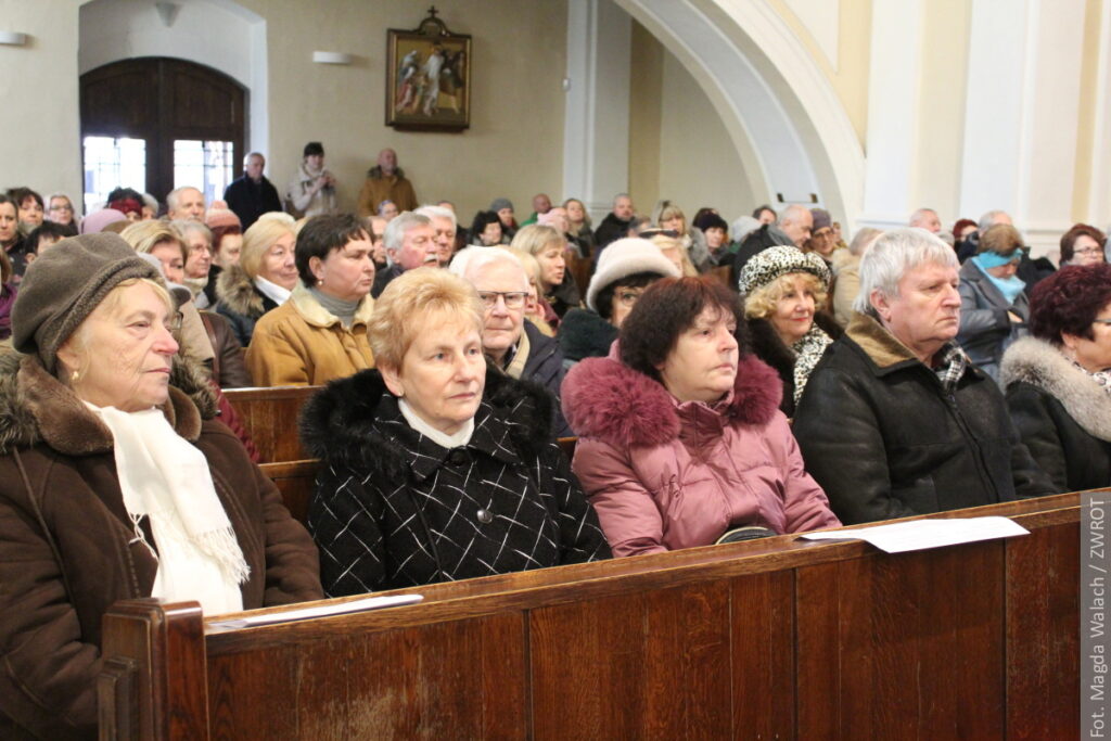 Kościół wypełniony był po brzegi