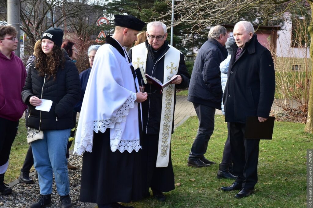 Okolicznościowe modlitwy zmówili pastor Jan Fojcik, proboszcz Alfréd Volný
