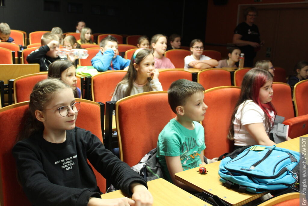 Noc s Andersenem w karwińskiej bibliotece