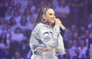 Ewa Farna przechodzi do historii. Jako pierwsza wokalistka z Czech wyprzedała stadion Eden w Pradze