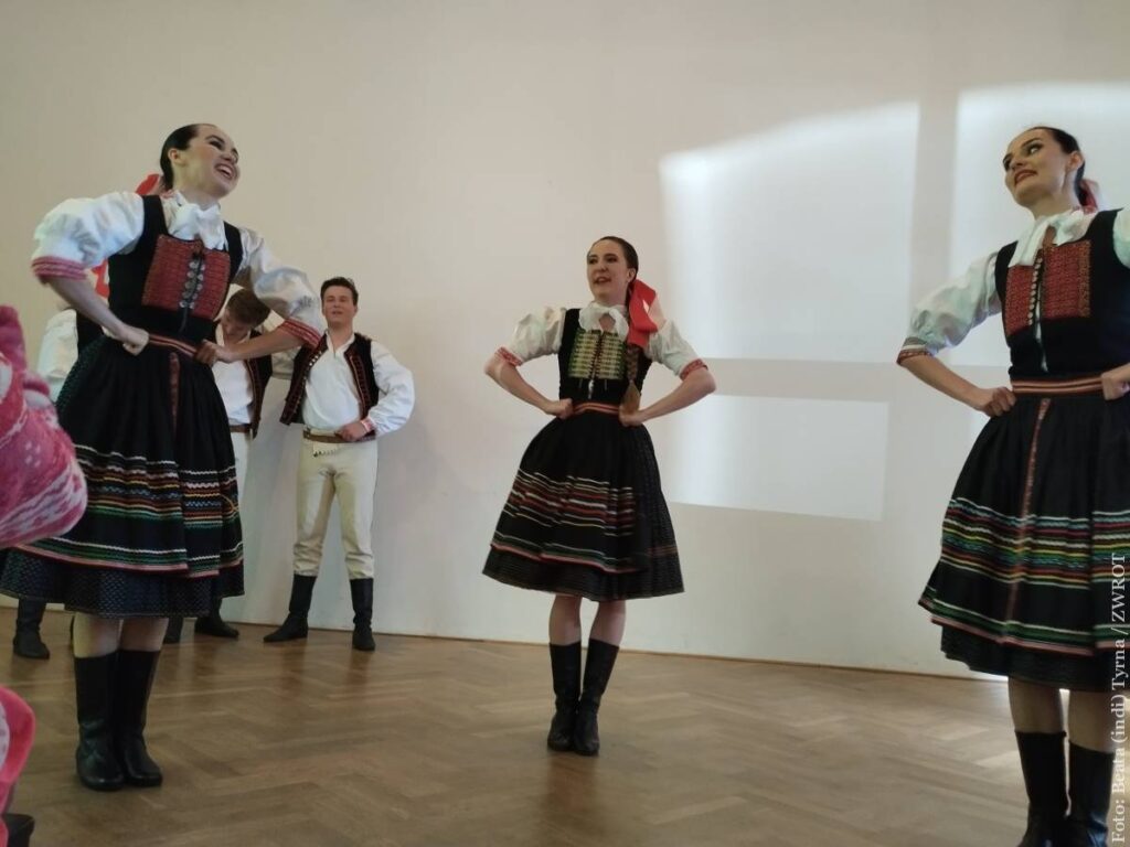 Reprezentacyjny Zespół Pieśni i Tańca OLZA Polskiego Związku Kulturalno-Oświatowego w Republice Czeskiej