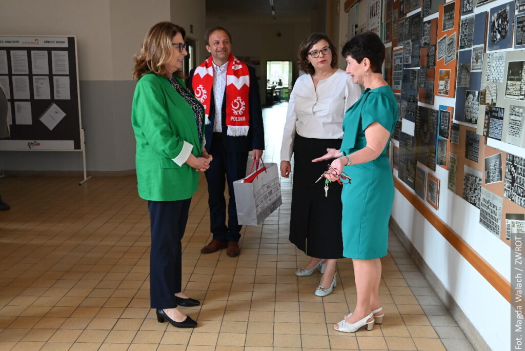 Marszałek Senatu RP Małgorzata Kidawa-Błońska odwiedziła Polskim Gimnazjum im. J. Słowackiego w Czeskim Cieszynie