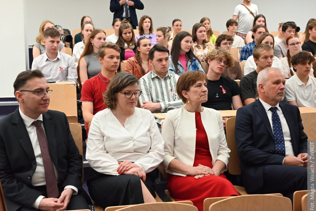 Marszałek Senatu RP Małgorzata Kidawa-Błońska odwiedziła Polskim Gimnazjum im. J. Słowackiego w Czeskim Cieszynie