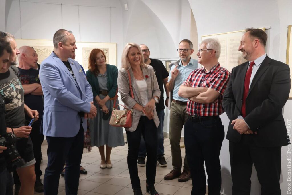 Wystawę, prezentującą Księstwo Cieszyńskie na mapach, można podziwiać przez całe lato w Muzeum Śląska Cieszyńskiego. Wernisaż odbył się 5 czerwca