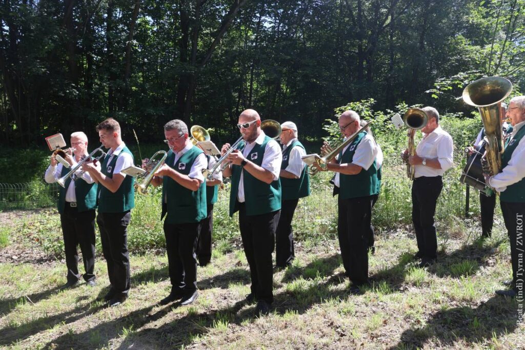 Na cmentarzu w Starej Karwinie odbyły się uroczystości upamiętniające ofiary największego górniczego wypadku w regionie, jaki wydarzył się w 1894 roku.