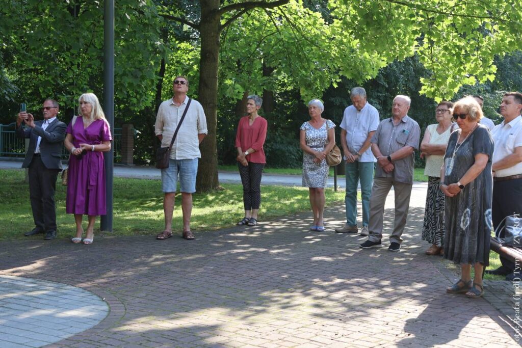 Uroczystość wspomnieniowa upamiętniając 80 rocznicę egzekucji 5 Polaków w Suchej Górnej