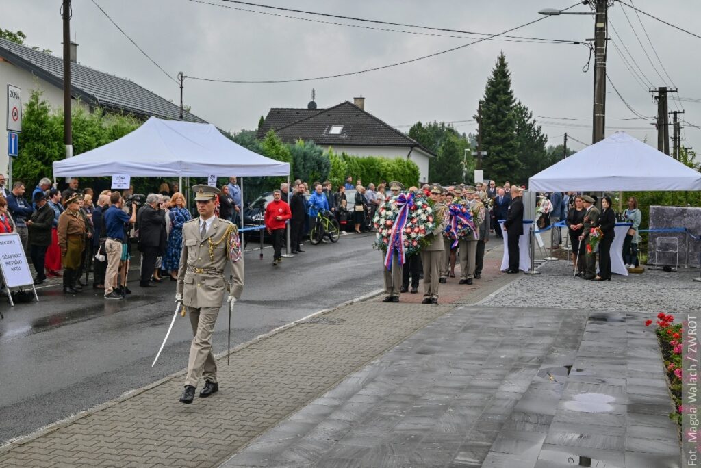 Uroczystość wspomnieniowa w Żywocicach