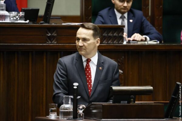 Radosław Sikorski w Sejmie o celach polskiej dyplomacji. „To najtrudniejsze z moich wystąpień”
