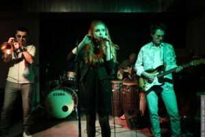 Polski czwartek z bluesem i kobiecą energią. W Dziupli wystąpił wrocławski zespół The Tricky Things. Następny koncert już w ten piątek