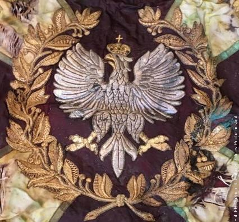Historyczne znalezisko z czasów kampanii wrześniowej. Odkryto sztandar 4. Pułku Strzelców Podhalańskich