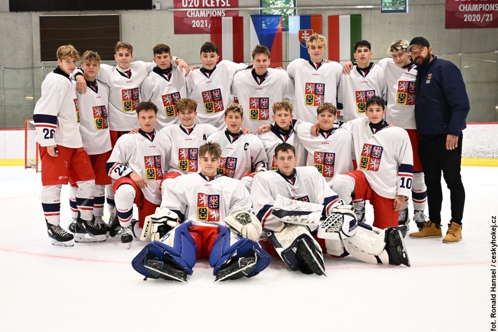 Szymon Niedoba po debiucie w młodzieżowej reprezentacji. „Rodzice się trochę martwili, ale chyba już przywykli”