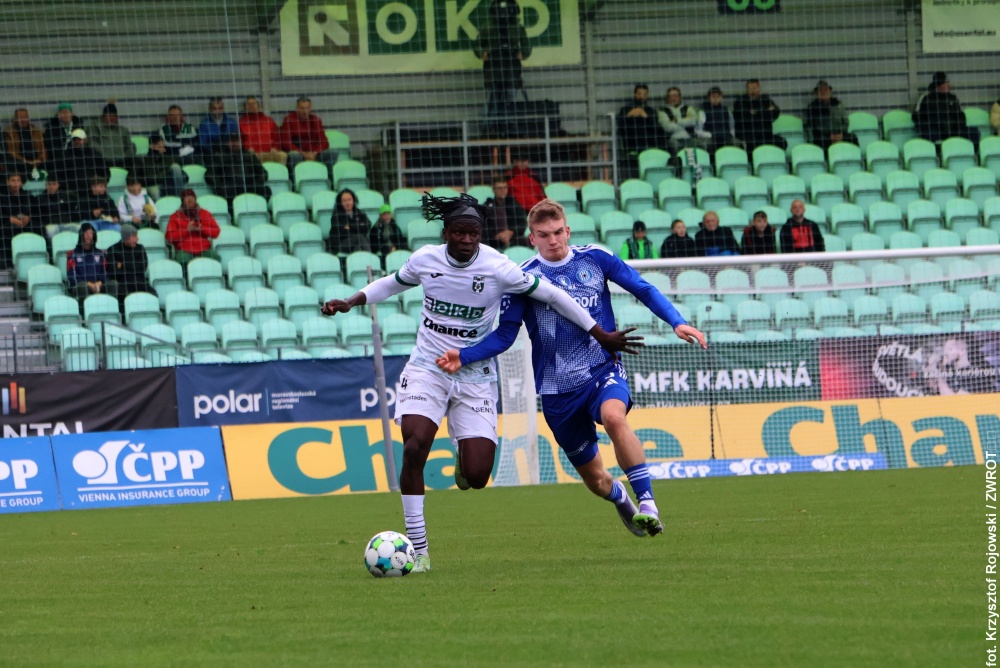 Częściowo udany debiut nowego trenera MFK Karwina. Remis w morawsko-śląskich derbach