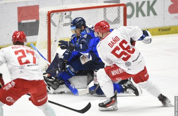 Gol Adámka nic nie dał. Stalownicy przegrywają w derbach