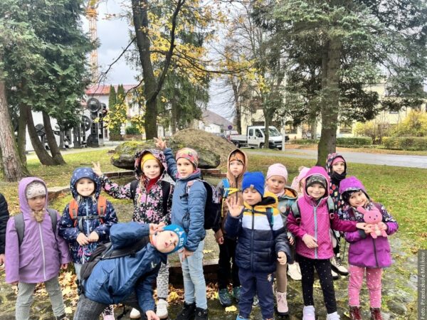 Mali odkrywcy z Milikowa poznają Polskę – język, kulturę i przygodę