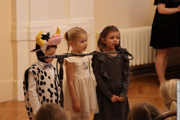 Najmłodsi recytowali polską poezję. Za nami kolejny Przegląd Małych Form Scenicznych dla przedszkolaków