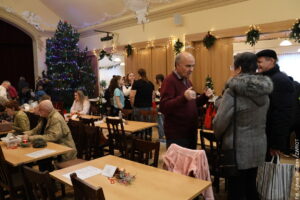 Warsztaty Bożonarodzeniowe w Wędryni. Świąteczna atmosfera przyciąga coraz więcej gości